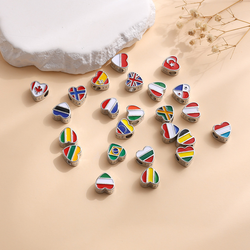Creative Flag Heart-Shaped Beads, Personalized National Flag Heart-Shaped Enamel Jewelry Accessories, DIY Handmade Materials and Accessories