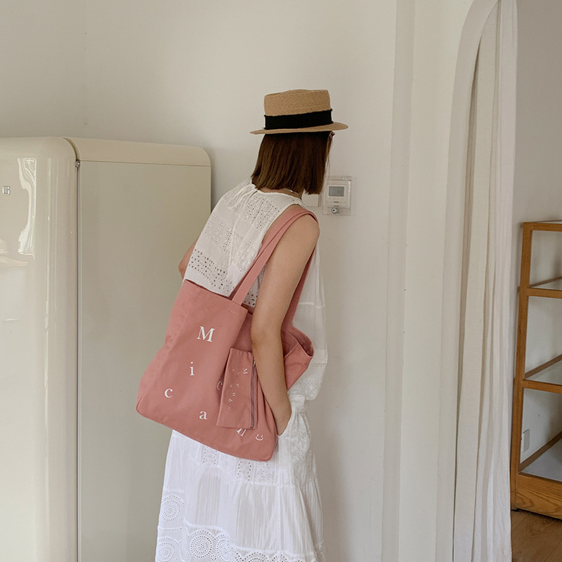 2025 Sommer Neue Dopamin Übergroße Kapazität Frische Leinwand Damen Umhängetasche Mode Vielseitige Freizeit Täglich Pendeln Täglich Einfach_voghion.com