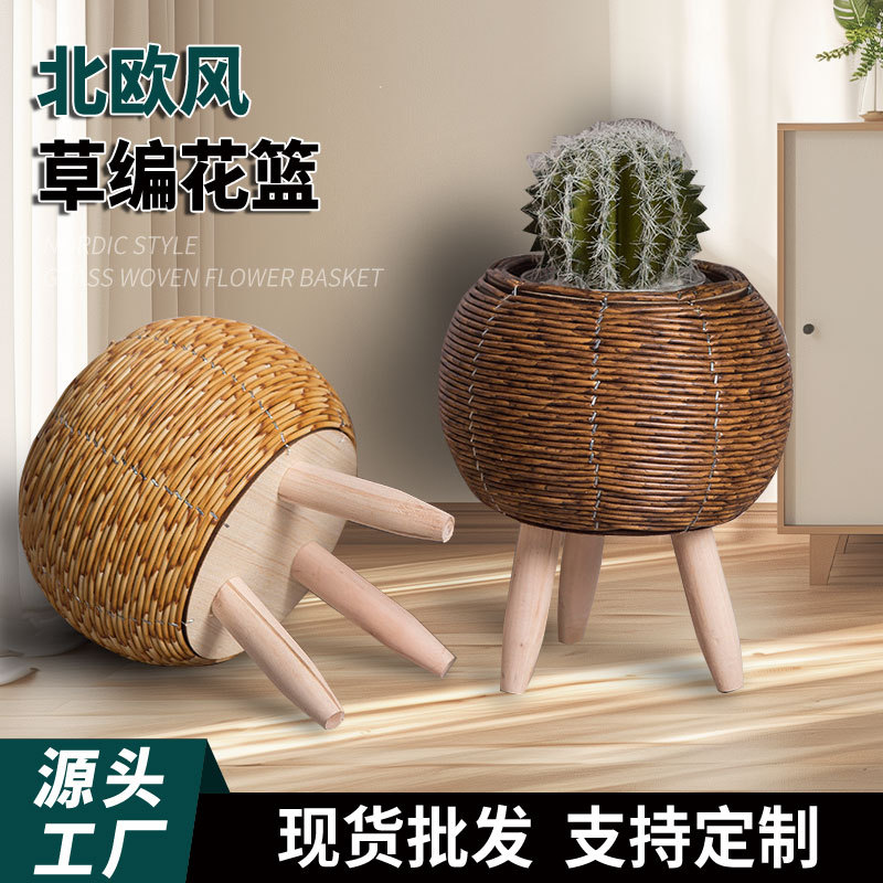 Nórdico de caña trenzada estante triángulo soporte maceta de escritorio creativo contenedor de almacenamiento multicarnoso estante de plantas maceta de paja trenzada mayorista
