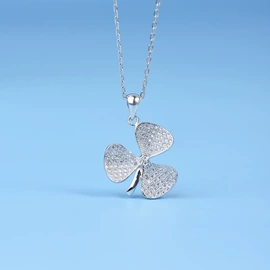 耳钉;戒指;项链