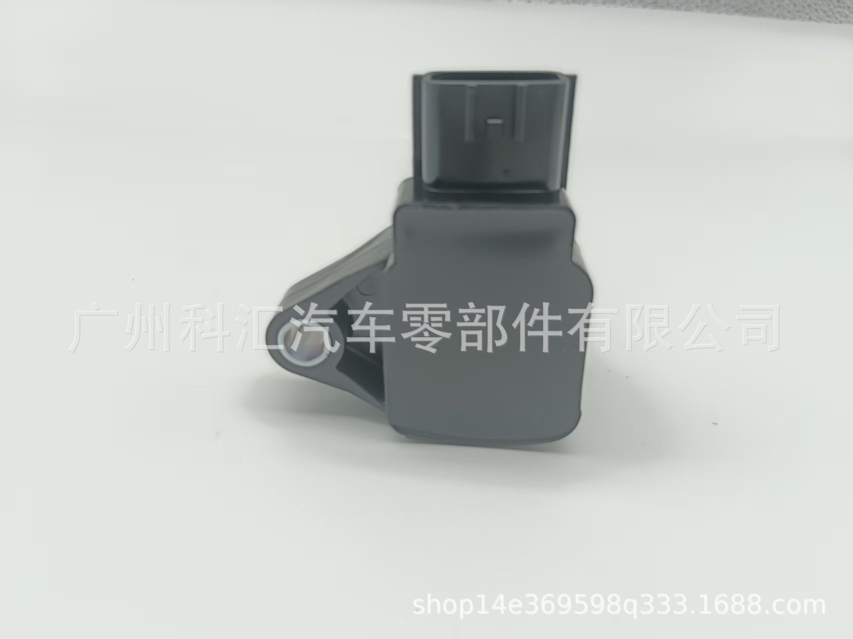 22448-1La0A Uf650 224481La0A Ignition Coil Is Suitable for Nissan Infiniti Titan
