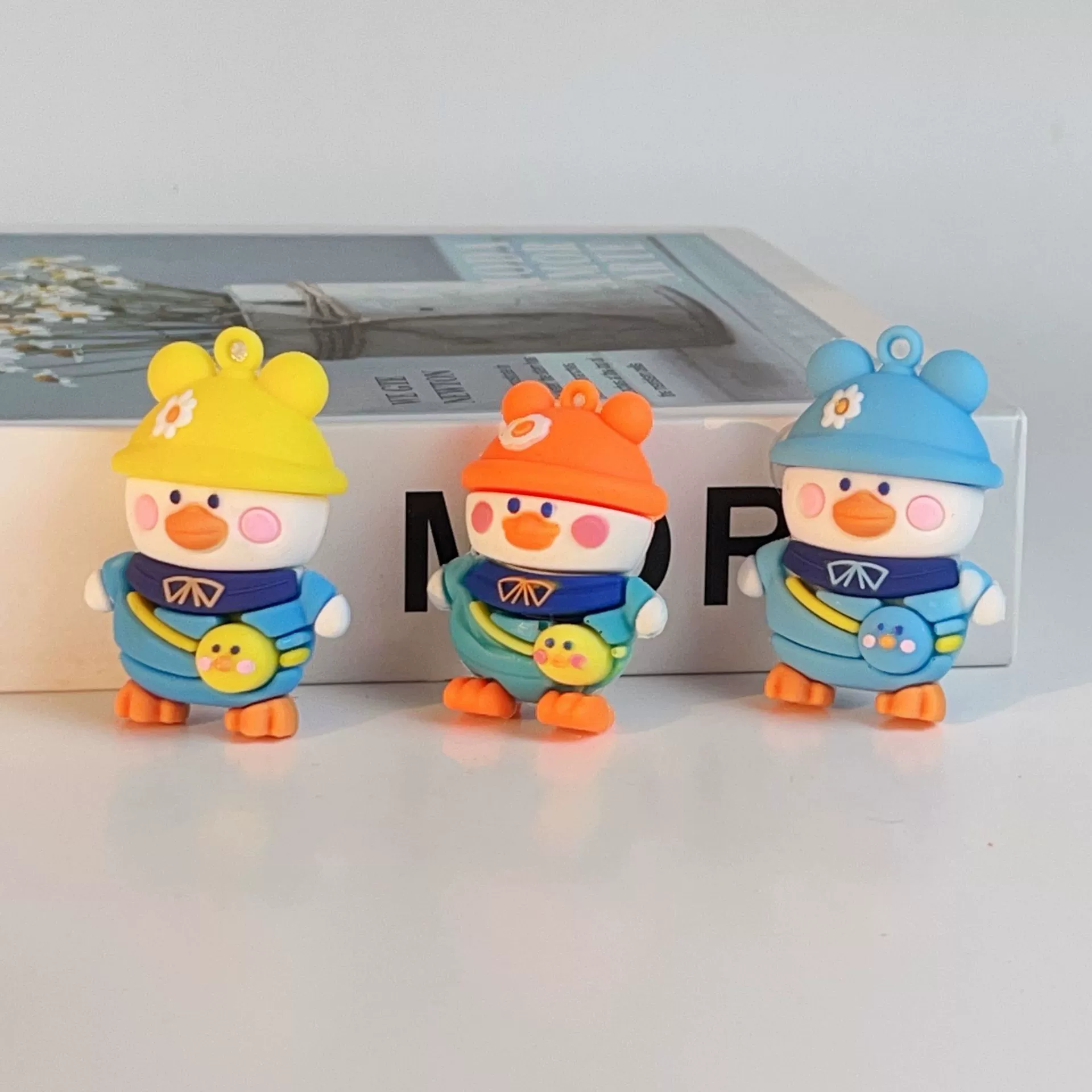 Мультяшная объемная игрушка, кремовая керамика, ручная работа
