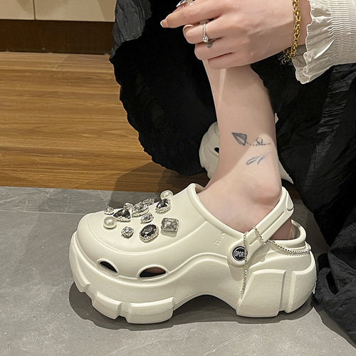 Women's Fashion Crocs Hole Shoes with Thick Insoles, Elevation and Non-slip, Trendy and Cute Beach Slippers for Summer Outdoor Wear