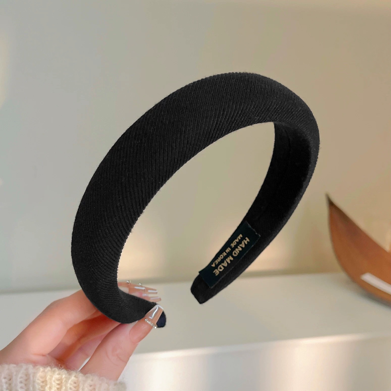 # 151 black twill wide-brimmed headband