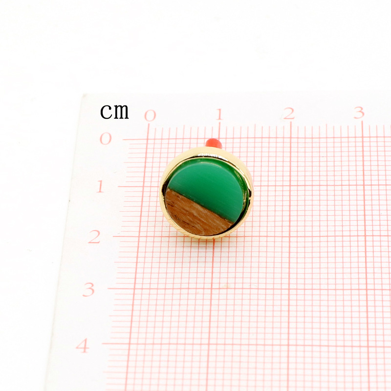 Retro Simple Round Resin Wood Earrings Trend Geometric Contrast Stitching Earrings Female display picture 2