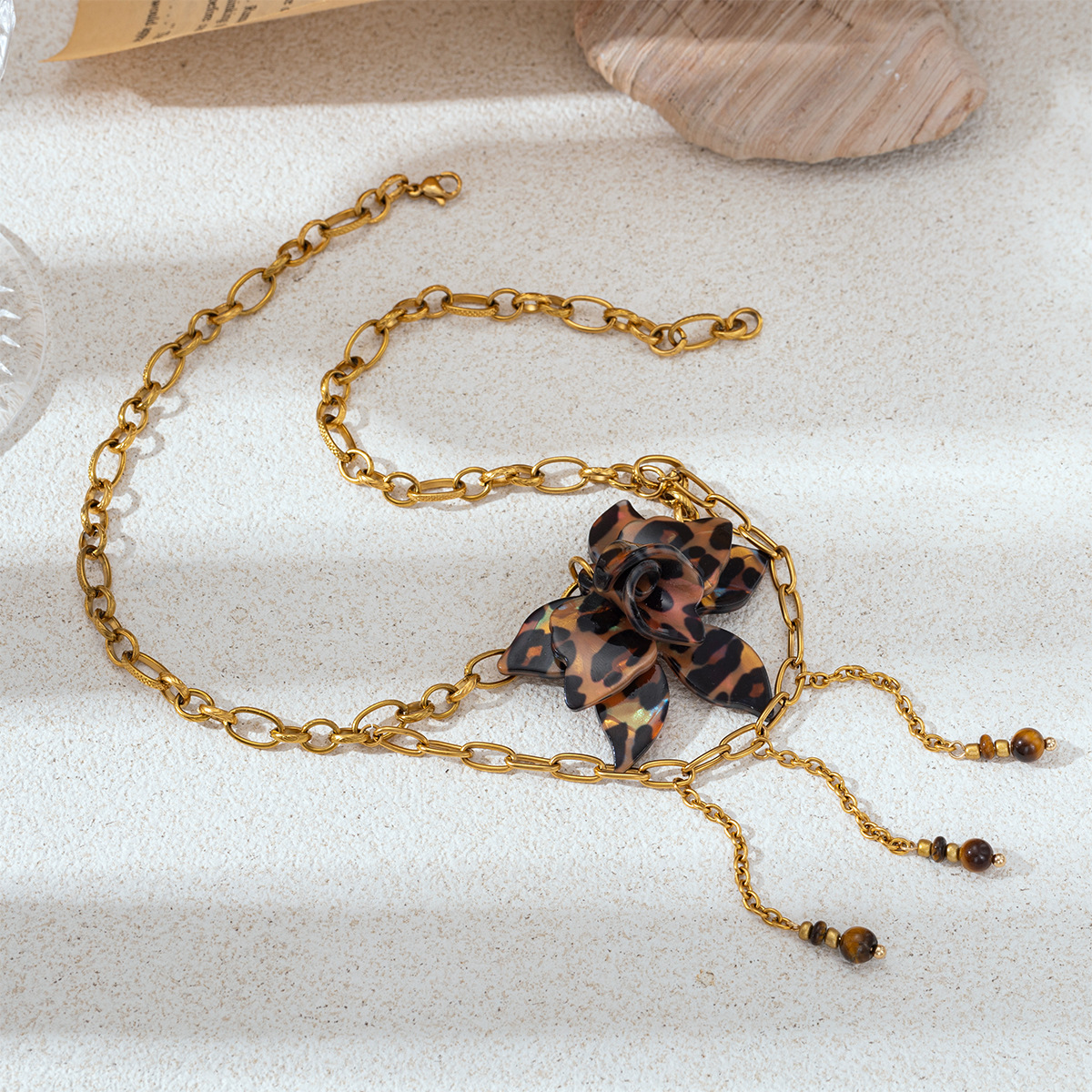TENA Europa y América collar de acero inoxidable mujer no decoloración flores acrílicas collar de joyas set venta caliente