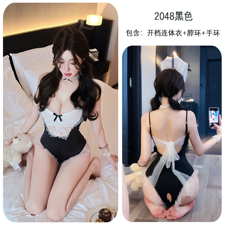 검은색