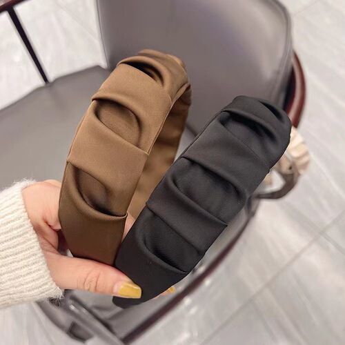 Korean version of the new fashionable fabric wide-brimmed pleated headband for women, simple and versatile, high skull pressure hair wash face headband hair accessory