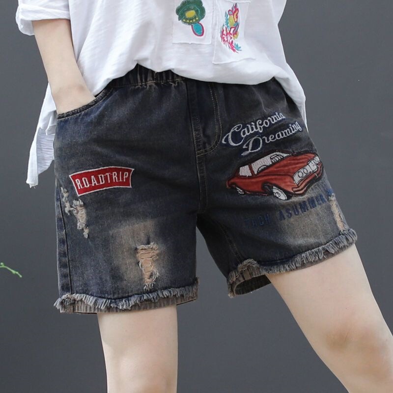 Summer New Ethnic Style Patchwork Embroidered Shorts for Women, High-Waisted Loose Jeans with Elastic Waist, Versatile Casual Pants for Women