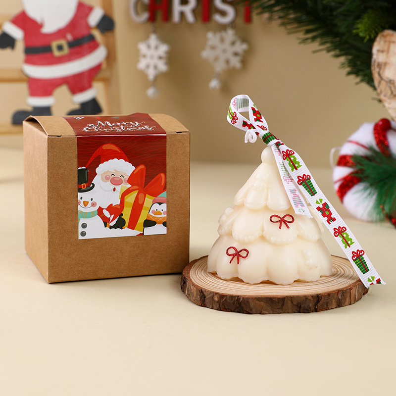 クリスマスのお土産クリスマスツリーの形の幾何学的なアロマキャンドルcandleクリスマスの雰囲気装飾品卸売り|undefined