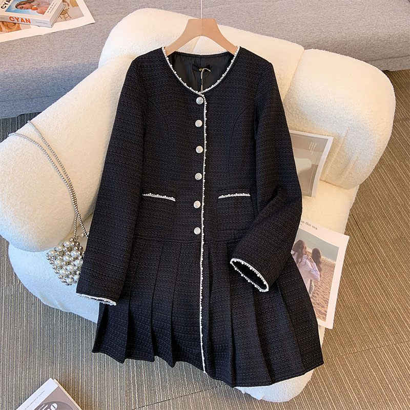 120-300 Large Women's Small Fragrant Wind Dress 2024 Autumn/Winter New Fat Sister Pleated High Grade Long sleeved Dress