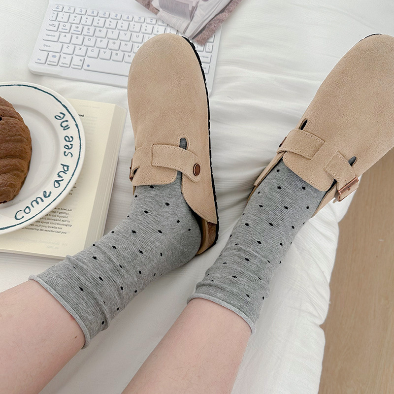 Primavera y otoño gris ondulado calcetines de mujer juguetona con calcetines de botellas de burkin japonés