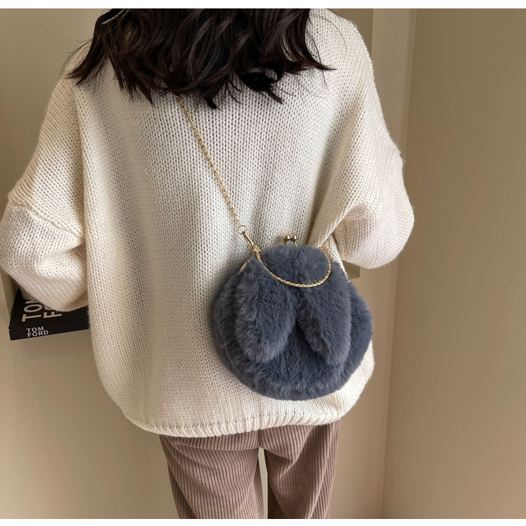 Borsa a tracolla in peluche da donna 2023, nuova borsa a tracolla con catena da principessa, versatile e carina, borsa con orecchie da coniglio per studenti_voghion.com