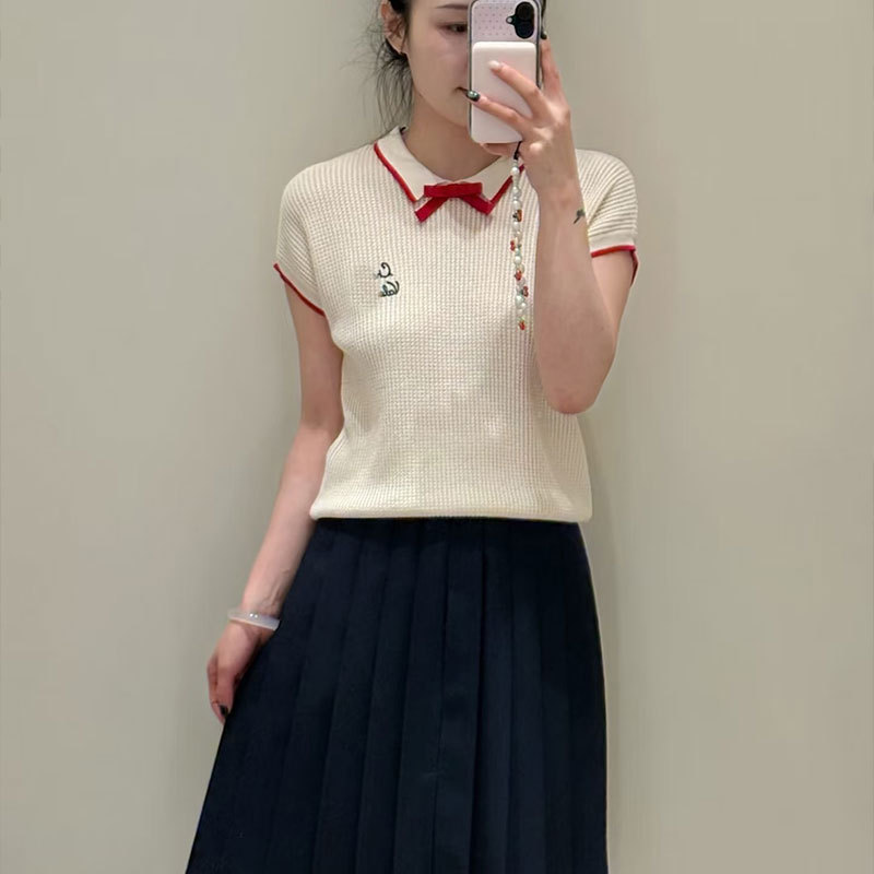 Sweet Waffle Knit Top for Women, Spring and Autumn, Soft and Fluffy with Bow Embroidery, Loose Fit, Slimming Base Layer Shirt, Wholesale Sweet Waffle Knit Top for Women, Spring and Autumn, Soft and Fluffy with Bow Embroidery, Loose Fit, Slimming Base Layer Shirt, Wholesale