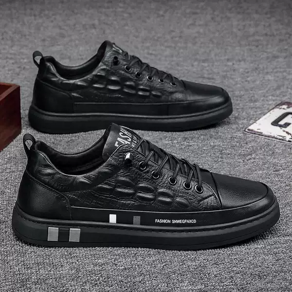 M111 black