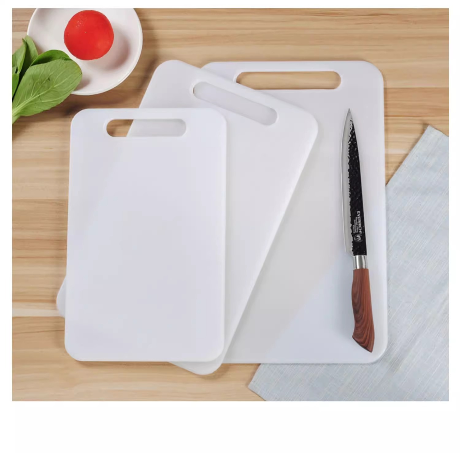 Household Plastic Cutting Board 33x20cm Thickened Anti Mold Kitchen Chopping Board for Fruit and Vegetables in use