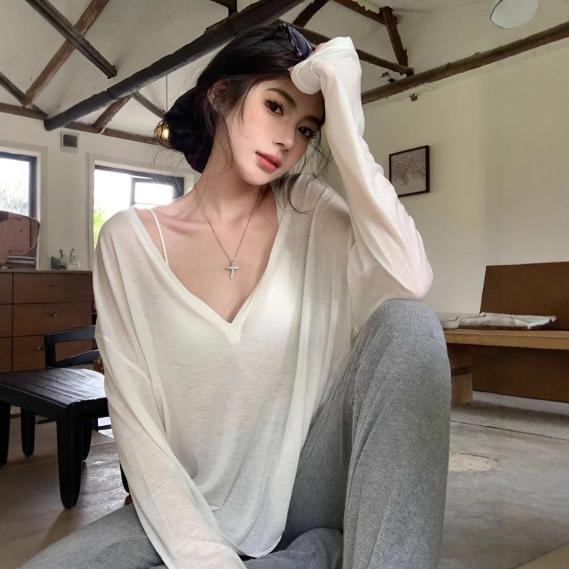 [own factory in stock] thin micro-through V-neck long sleeve T-shirt loose sunscreen blouse temperament casual top