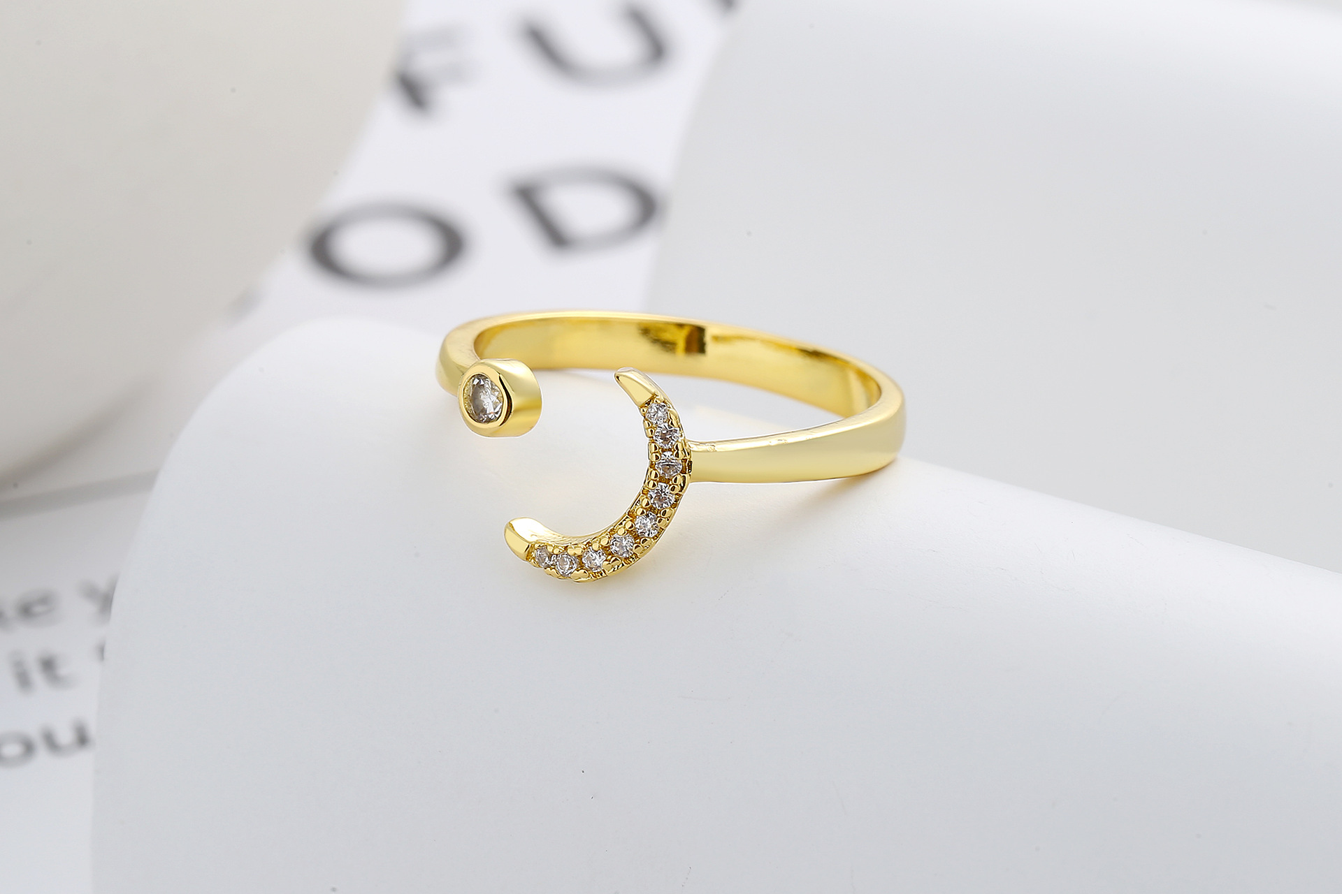 Fashion Moon Copper Inlay Zircon Rings