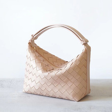 }ȫƤ©˻@ӸKܽհP؃rб