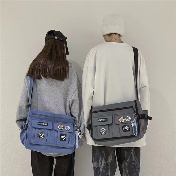 Japanese universal capacious one-shoulder bag