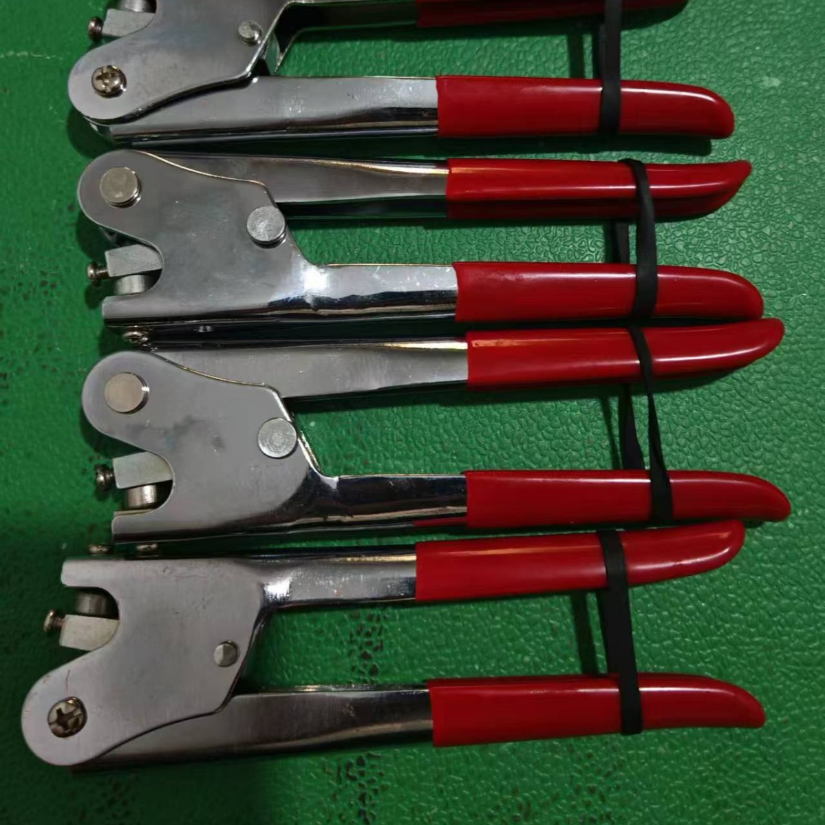 防伪塑料铅封使用钳子防盗电表铅封专用钳水表铅封钳厂家供应