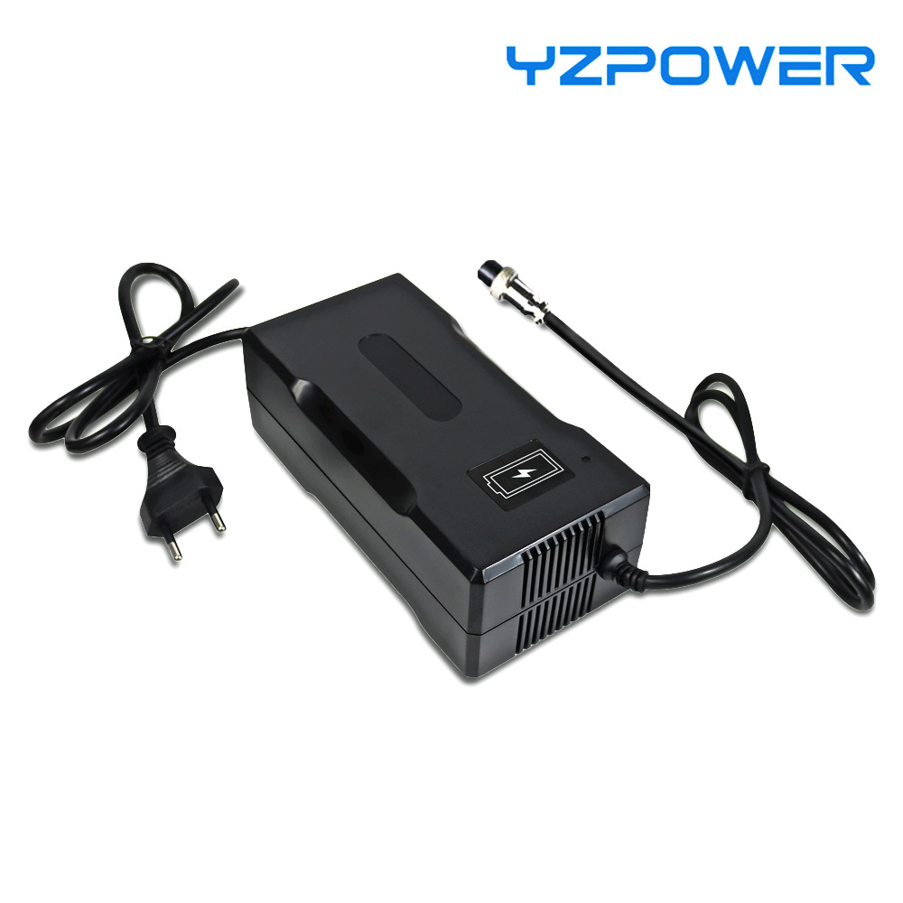 YZPOWER 24V 铁锂电池充电器 29.2V 7A充电器