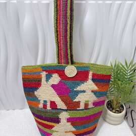 26新款草编包女士海边度假斜挎包夏季彩色拉菲草手工勾花沙滩包