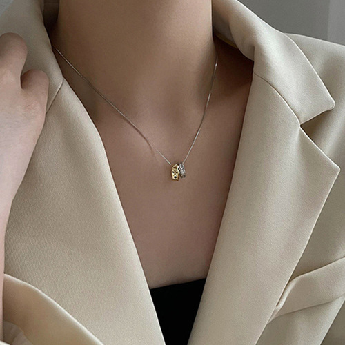 Ins-style color-blocking diamond-studded small hoop necklace for women, spring-long versatile sweater chain, simple and elegant clavicle chain
