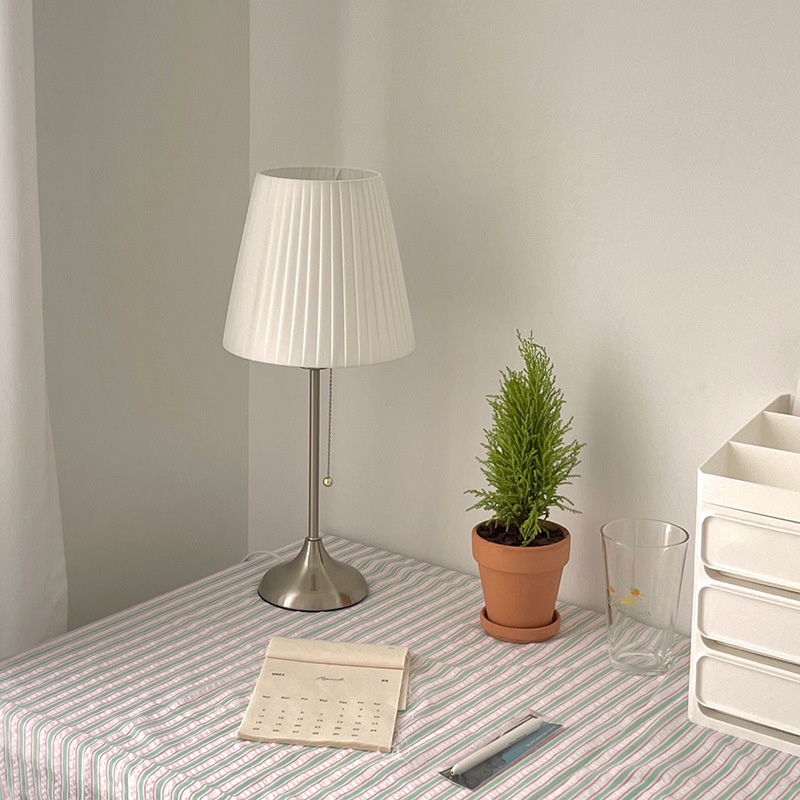 Nordic Ins Cross-border American Simple Designer Model Room Bedroom Bedside Decorative Internet Celebrity Table Lamp