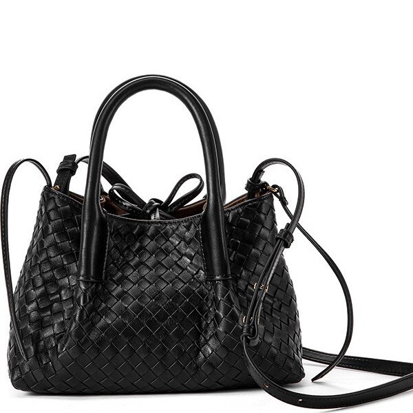 Cross-Border Light Luxury Woven Bag Handbag First Layer Sheepskin Women's Bag Crossbody Handheld Dual-Use Fashion Versatile Basket Bag Cross-Border Light Luxury Woven Bag Handbag First Layer Sheepskin Women's Bag Crossbody Handheld Dual-Use Fashion Versatile Basket Bag