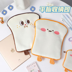 かわいいアニメのぬいぐるみのタブレットのコンピュータは韓国系のアイデアのトーストの少女のipadのコンピュータの収納袋の保護カバーの女性を包みます。