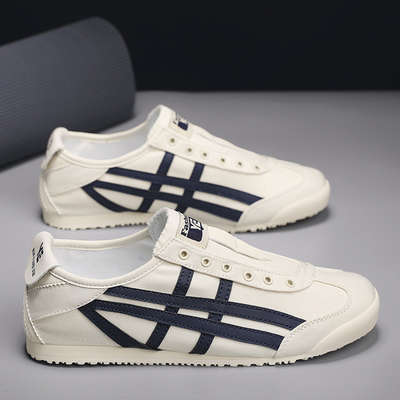 Y 05m blue (one kick)