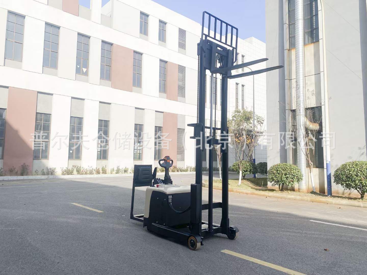 北京2吨前移式叉车无腿叉车小型平衡重电动堆高车​锂电池搬运车