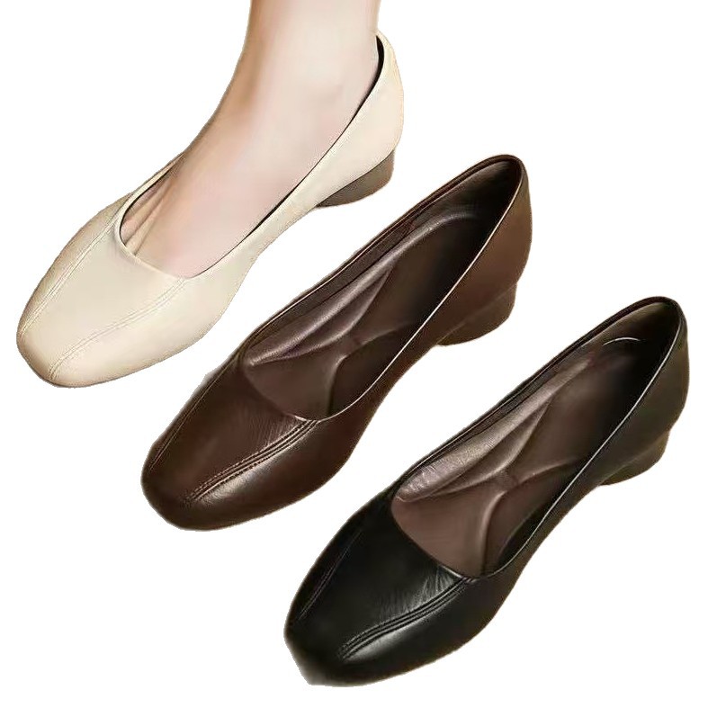 2026 primavera nuevo estilo francés elegante zapatos de cuero suave de talón medio simple cabeza cuadrada boca superficial viaje con suela suave zapatos de cuero pequeños cómodos