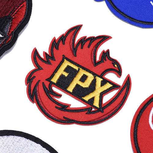 Manufacturer supplies letter patches, computer embroidered seals, cloth patches, clothing accessories, bag accessories, cloth labels, cross-border patches