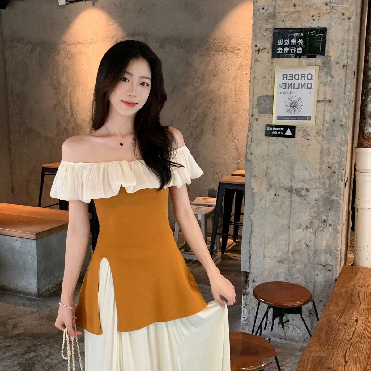 2025 новый летний стиль французский чистый желание лист лотоса однорукавный воротник дизайн вязаный свитер элегантный топ для женщин