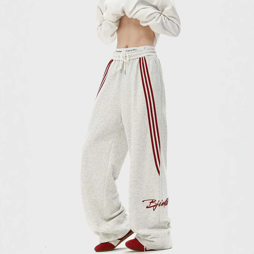 Спортивные летние брюки в стиле casual, американский стиль, тренд сезона, свободный прямой покрой