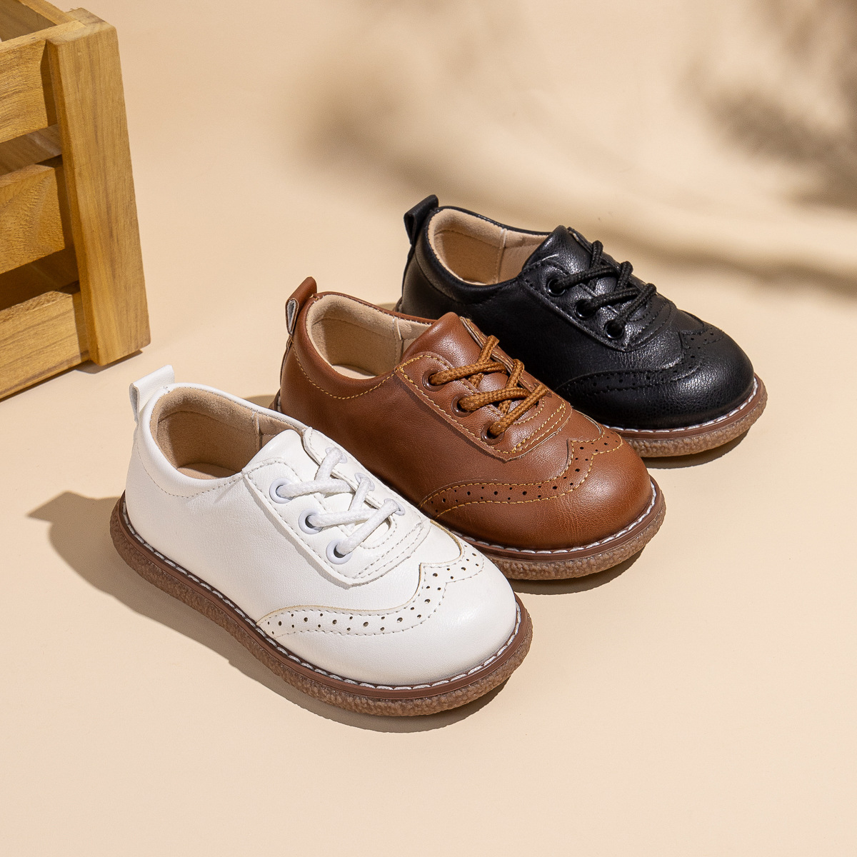 Foreign Trade New 25-Year-Old Boys and Girls College Shoes Spring and Autum Non-Slip Kidsren's Casual Lace-Up Soft-Soled Leather Shoes