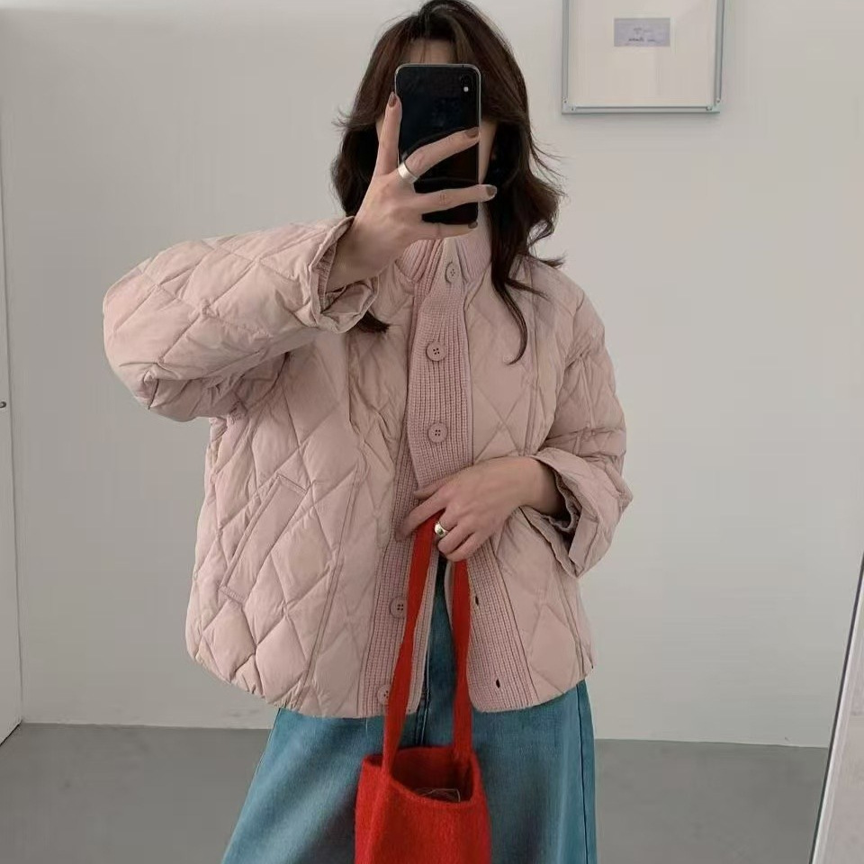 韩系立领针织拼接压格羽绒服66866