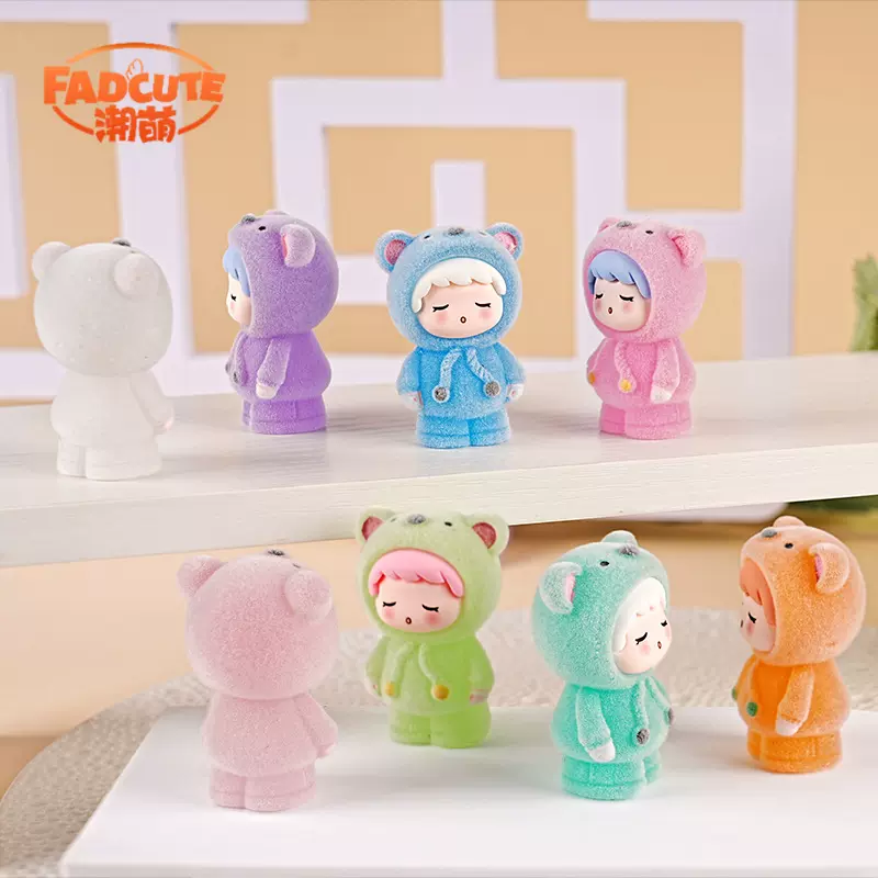 潮玩夜光植绒小熊萌粒树脂摆件汽车办公创意桌面可爱装饰小摆件