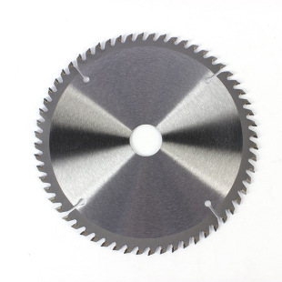 �ӹ�����Ӳ�|�Ͻ�ľ���A�Ƭ�Ƭ���X�и�Ƭ�Ƭ��^�p�^�����