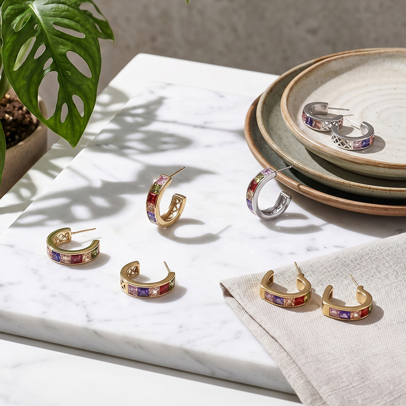 Taina Europa y los Estados Unidos fábrica de acero inoxidable transfronteriza directa venta caliente aretes de diamantes de color geométricos moda aretes de diamantes al por mayor