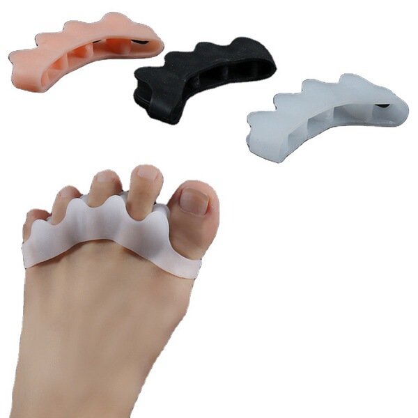 Tabi for toes for manicure