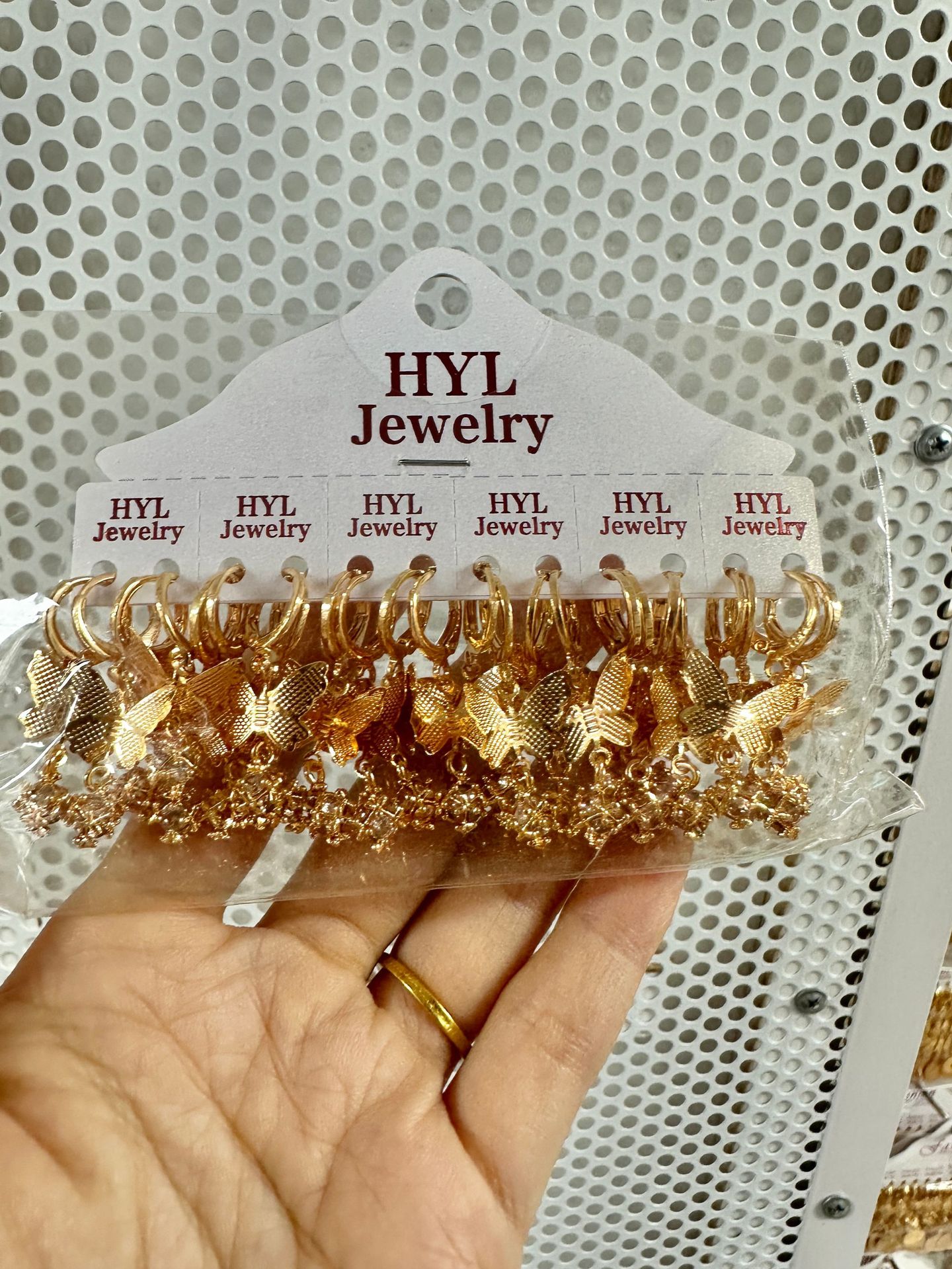 Moda transfronteriza cobre chapado en oro borlas con incrustaciones de circón pendientes joyería estrella en forma de corazón mariposa oreja joyería al por mayor