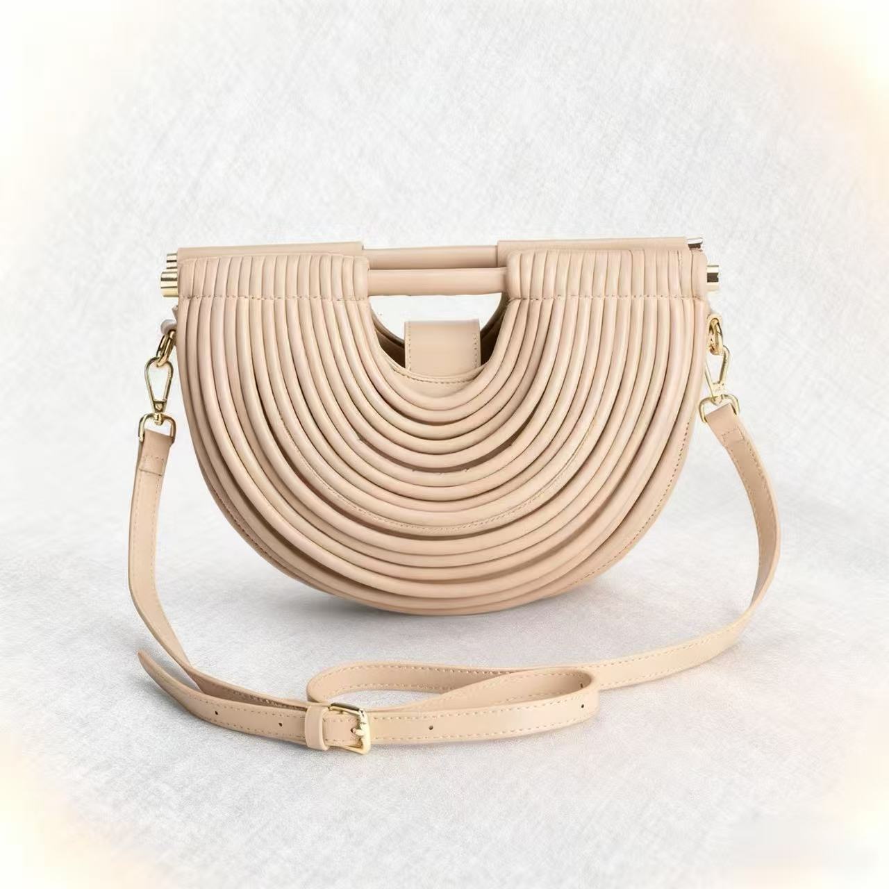 Nuevo transfronterizo tejido bolsa de cena de mujer fiesta moda personalidad bolsa de mano de moda alta sensación de fideos bolsa de noche