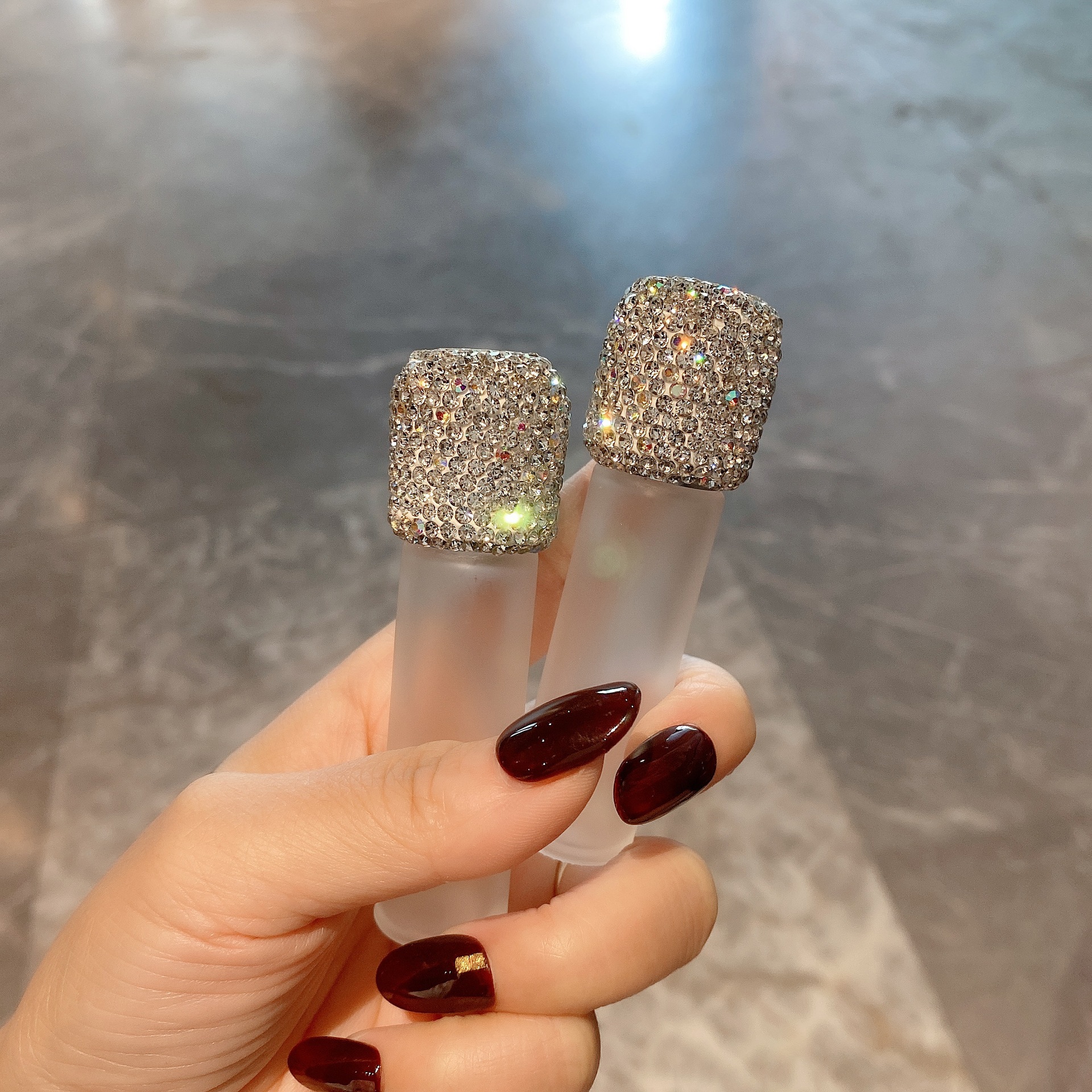 网红镶钻滚珠分装瓶10ml香水瓶旅行便携玻璃走珠器高颜值精油空瓶