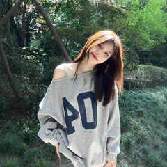 美式辣妹斜肩数字设计感长袖卫衣女2025秋新款纯欲宽松露肩上衣