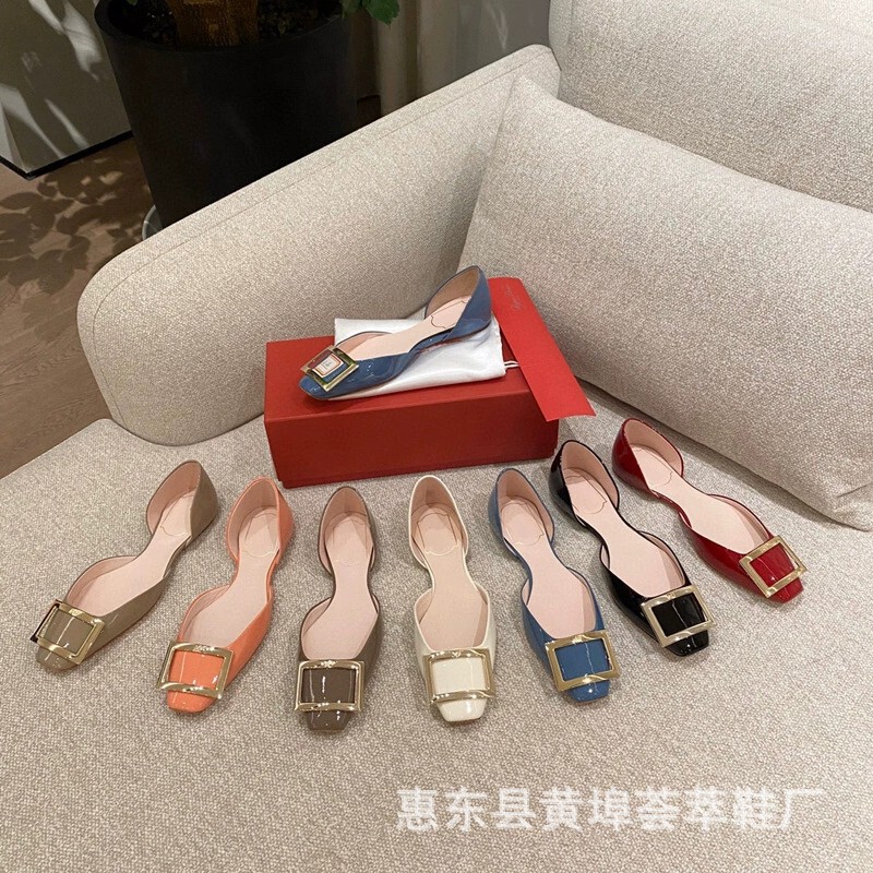 Elephant Gray Patent Leather Square Buckle Hollow Shoes for Women 2023 Summer New Flat Square Toe Sandals Niche Design