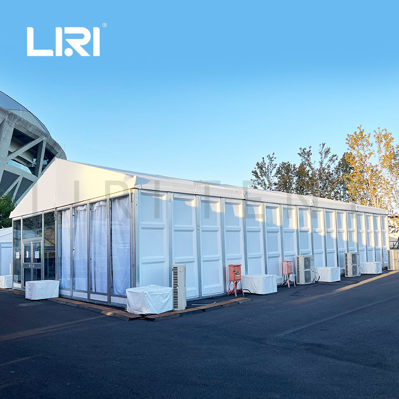 С�����ֶ��������������ɫ���Ͻ���¥��������ճ���