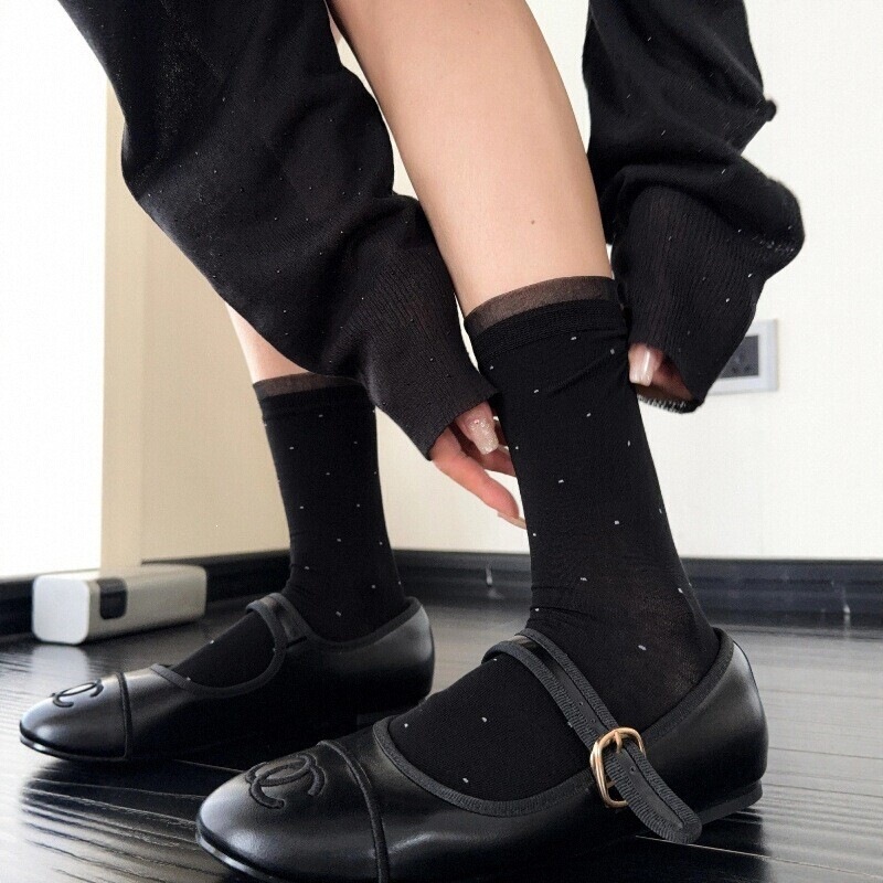 Summer Luxury Vibe! Black Miu Style~ Vintage Polka Dot Socks with a High-End Feel~ Thin Stacked Socks for Women